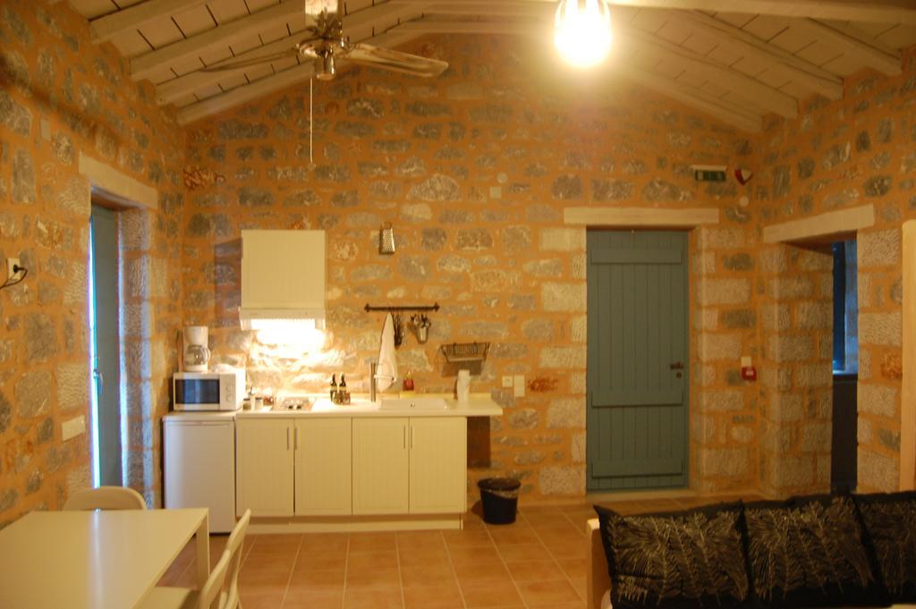 Philothea Guest House Mani Greece Mitziolena Εξωτερικό φωτογραφία